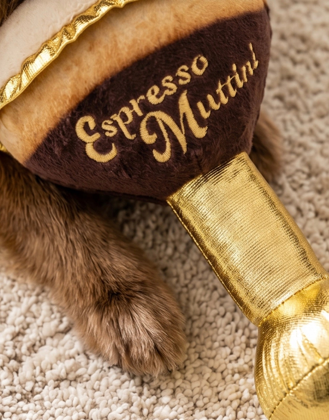 Espresso Muttini & Trendy Plush Dog Toy – Haute Diggity Dog